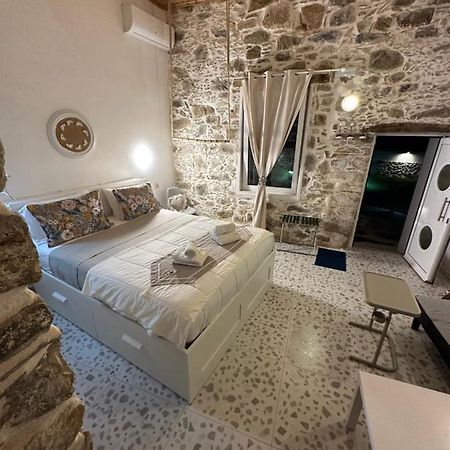 Отель Cocooning Blue House Elafonisi Vathi  Экстерьер фото