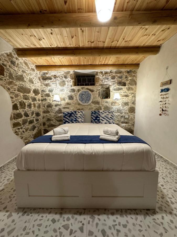 Отель Cocooning Blue House Elafonisi Vathi  Экстерьер фото