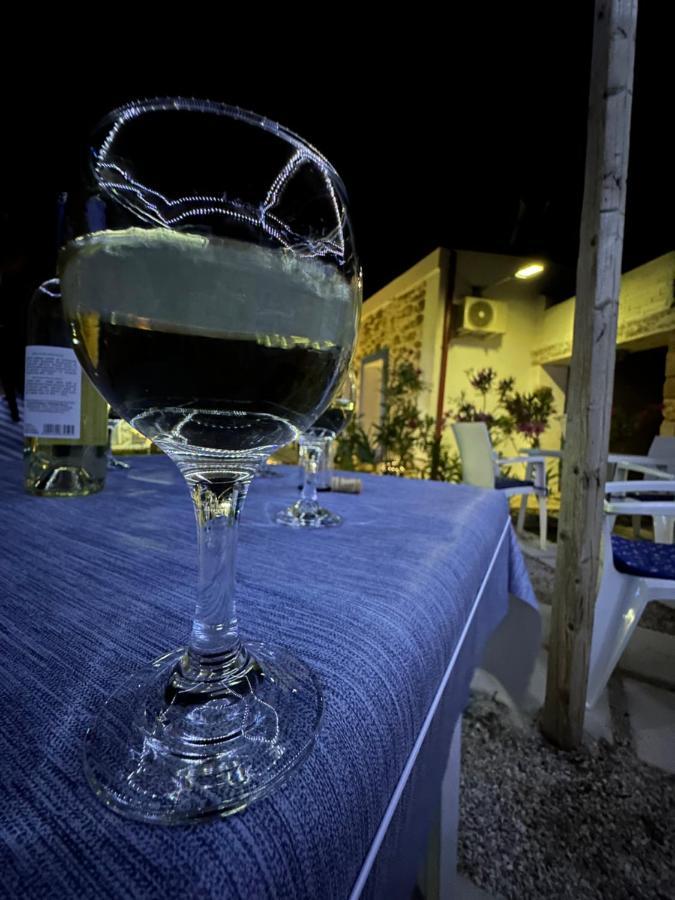 Отель Cocooning Blue House Elafonisi Vathi  Экстерьер фото